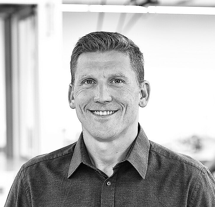 Portrait eines Mitarbeitenden der Entwicklung.